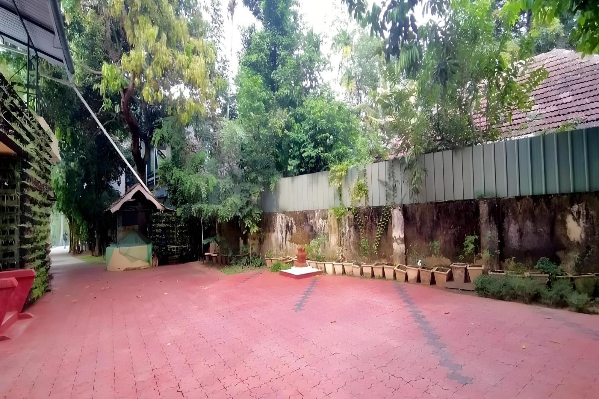 Lhasa Ayurveda And Wellness Resort - A Blusalzz Collection, Kochi, Kerala Exterior photo